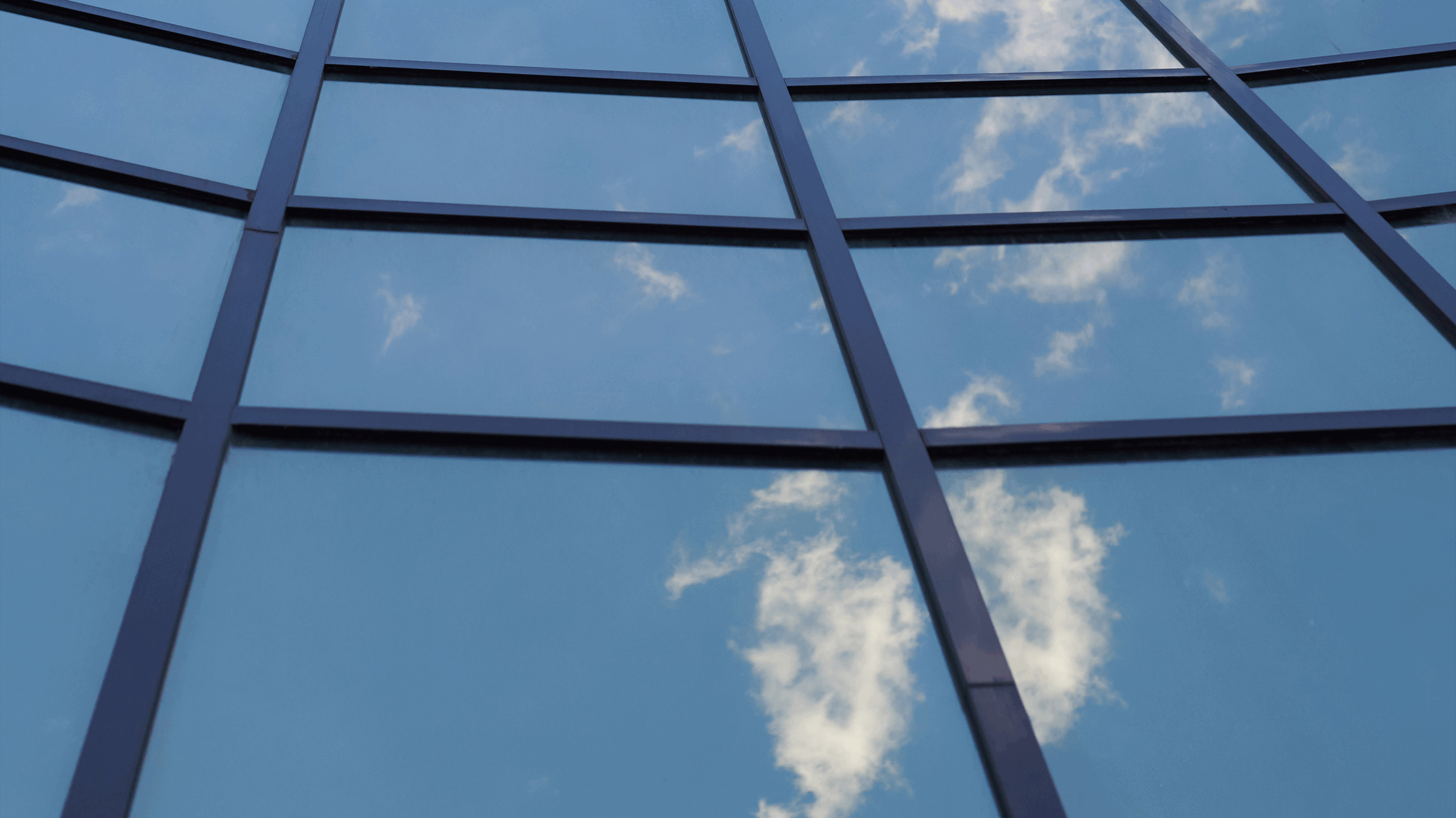 WHY YOU SHOULD TINT THE WINDOWS OF YOUR OFFICE